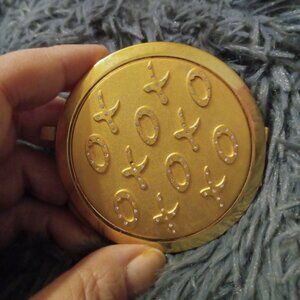 Estee Lauder 2-Sided Hugs and Kisses Mirror Compact